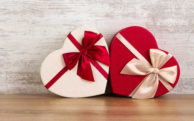 Что подарить на День всех влюбленных?